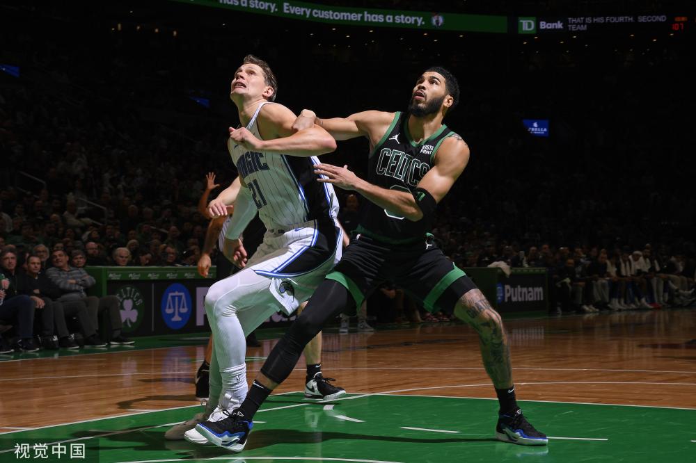 篮和果断的 篮和果断的