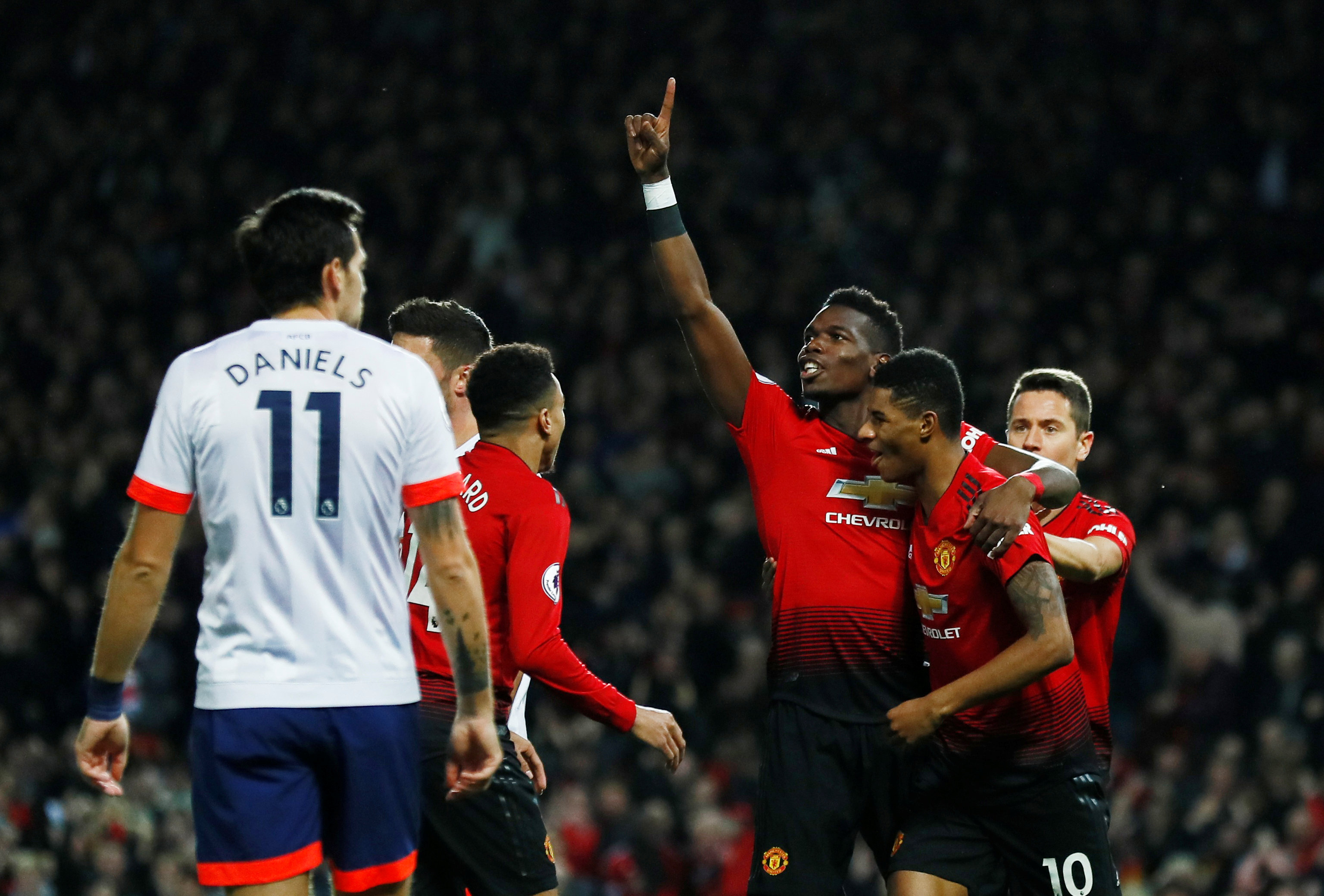 侧接到直塞 侧接到直塞